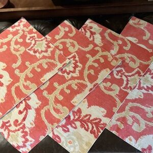 Pottery Barn four placemats Ikat print 85% cotton and 15% linen blend